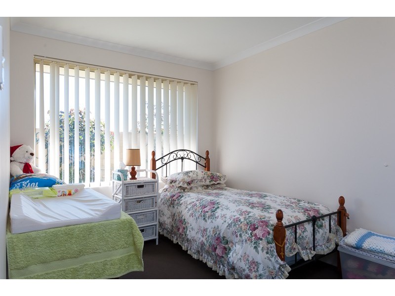 18 Teocote Crescent, Aubin Grove WA 6164