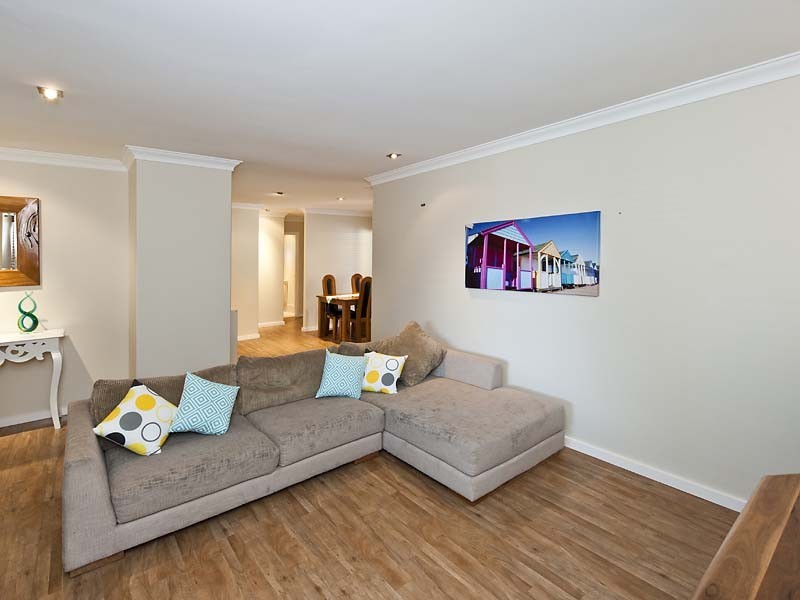 1/10 Gibson Street, Mount Pleasant WA 6153