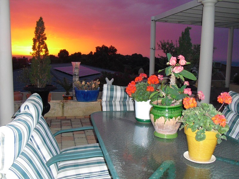 12 Howick Court, Coogee WA 6166