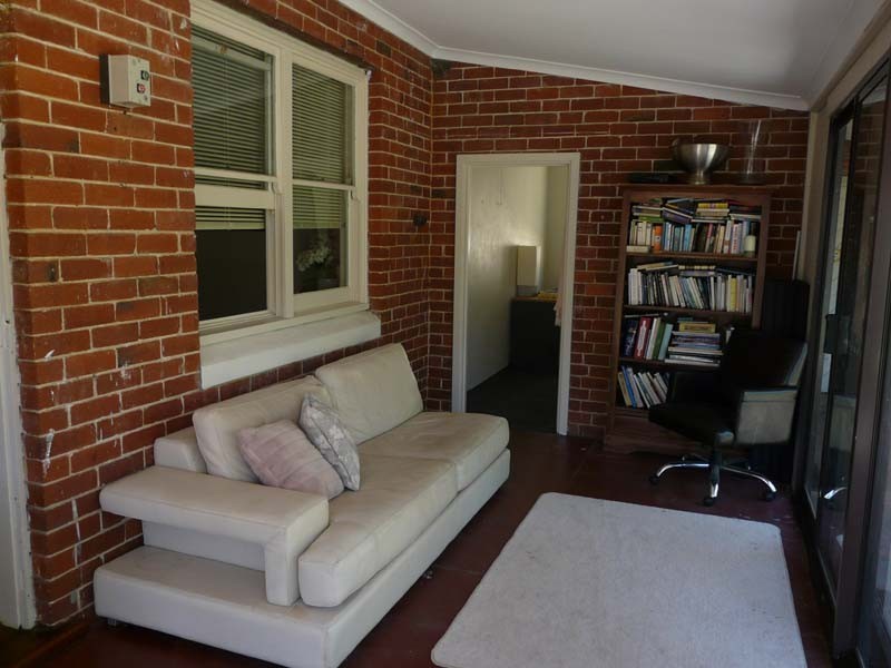 57 Clydesdale St, Como WA 6152