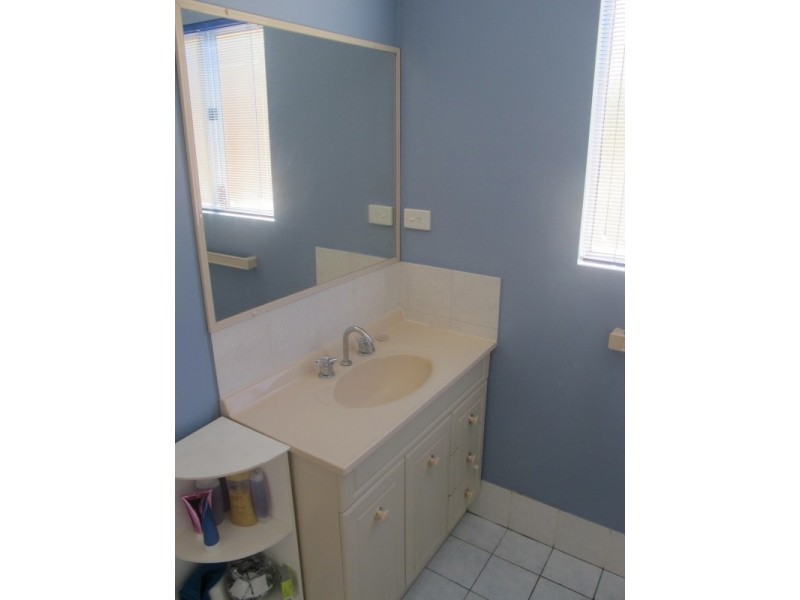 16 Summit View, Mount Richon WA 6112