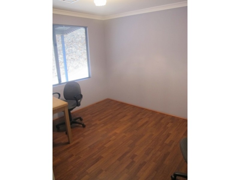 16 Summit View, Mount Richon WA 6112