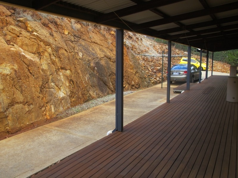 16 Summit View, Mount Richon WA 6112