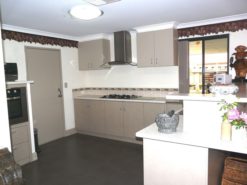 5 Gulf Cove, Ellenbrook WA 6069