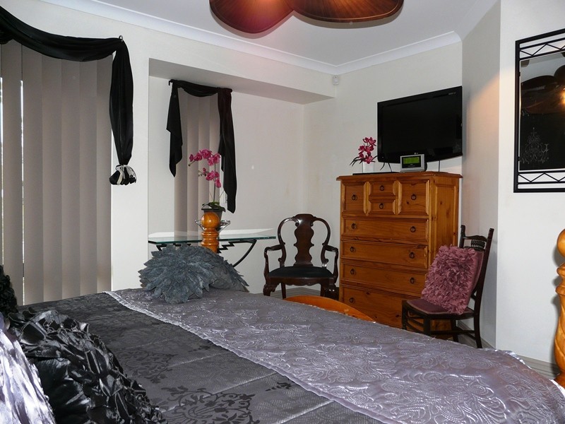 5 Gulf Cove, Ellenbrook WA 6069