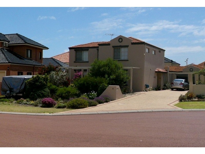 5 Charlotte View, Coogee WA 6166