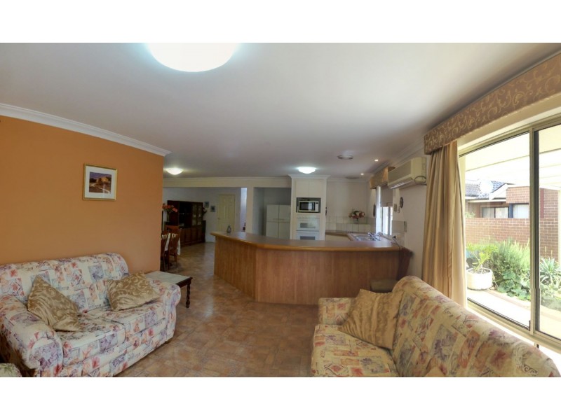 5 Charlotte View, Coogee WA 6166