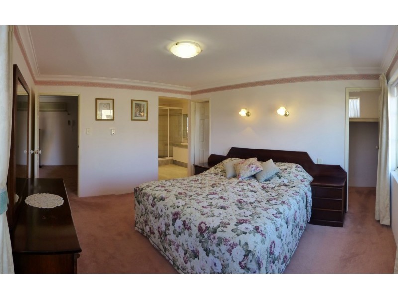 5 Charlotte View, Coogee WA 6166