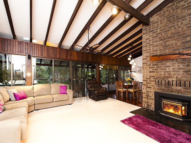 730 Walker Street, Mundaring WA 6073