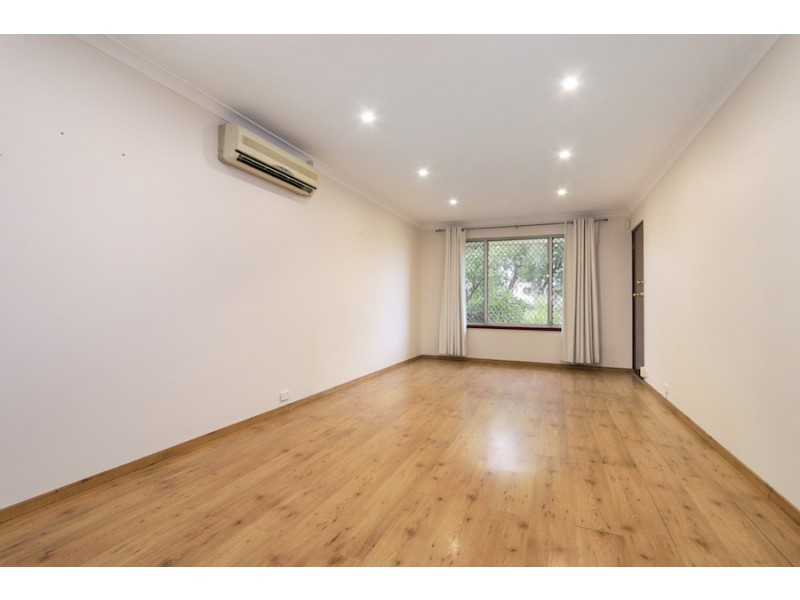 13B Garvey St, Waterford WA 6152