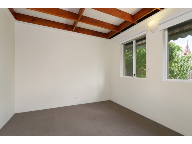 129 A Hampton Road, South Fremantle WA 6162