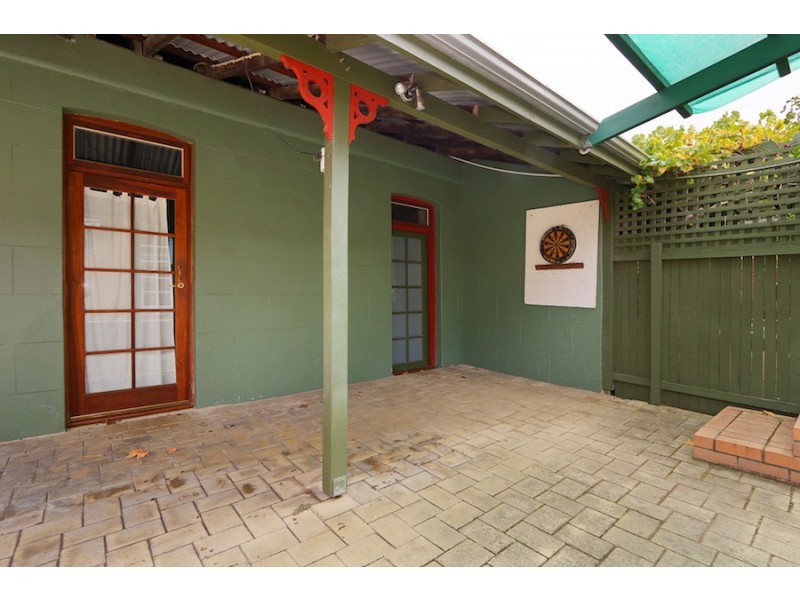 129 A Hampton Road, South Fremantle WA 6162