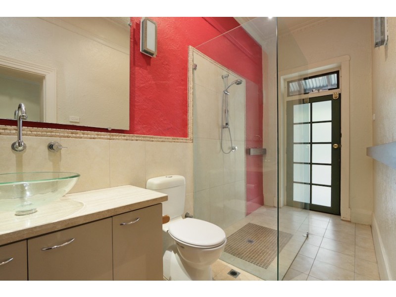 129 A Hampton Road, South Fremantle WA 6162