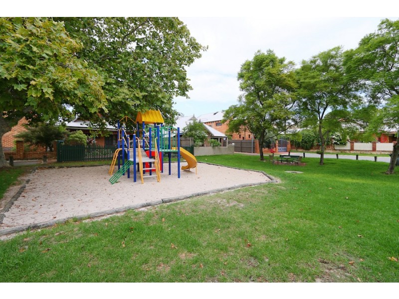 129 A Hampton Road, South Fremantle WA 6162