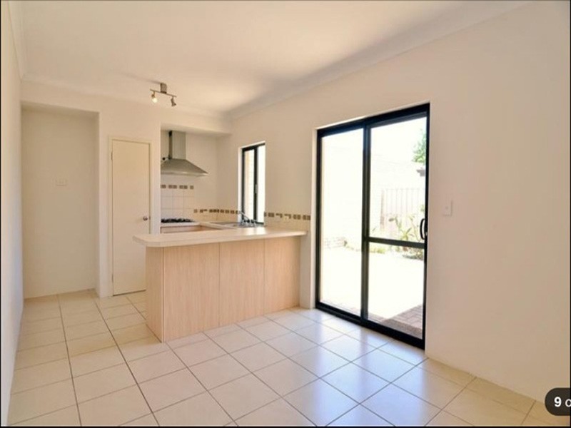 5/8 Brinkley St, Cannington WA 6107