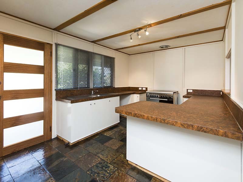 1 Chapman Street, Swan View WA 6056