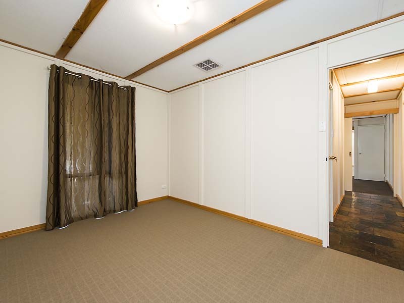 1 Chapman Street, Swan View WA 6056