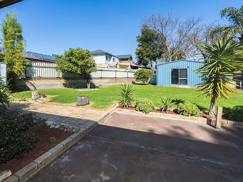 1 Chapman Street, Swan View WA 6056