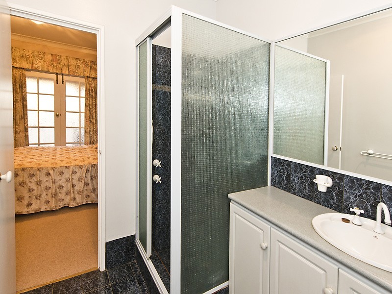 56 Carawatha Avenue, Mount Nasura WA 6112