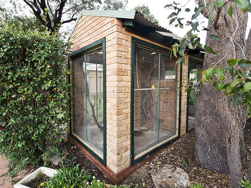 56 Carawatha Avenue, Mount Nasura WA 6112