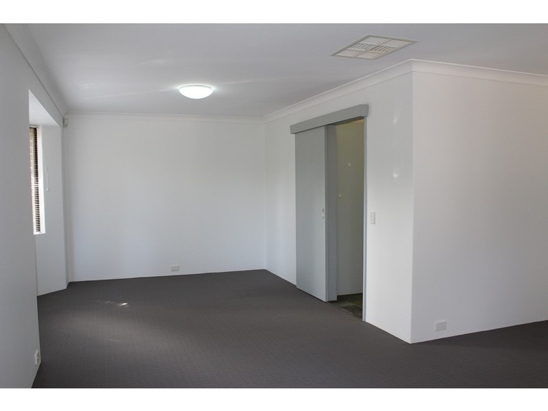 100 Robinson Road, Wandi WA 6167