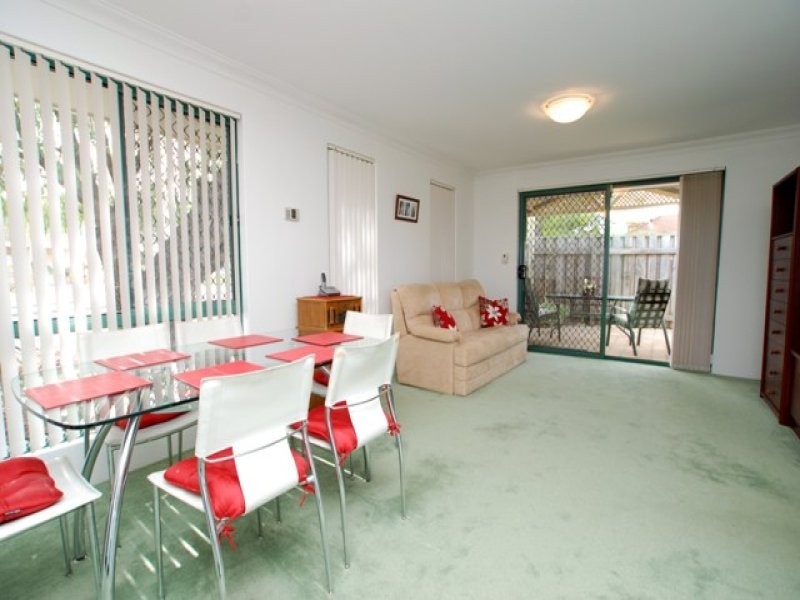 45 Mallard Way, Cannington WA 6107