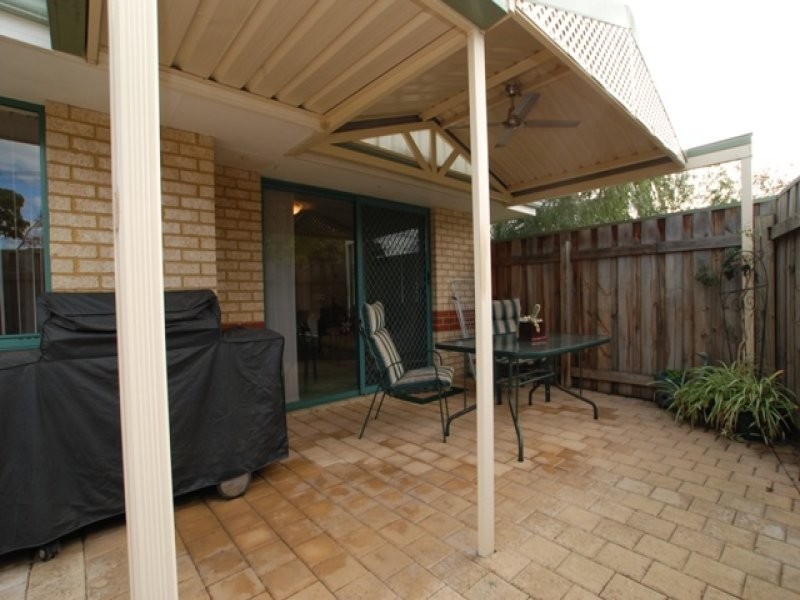 45 Mallard Way, Cannington WA 6107