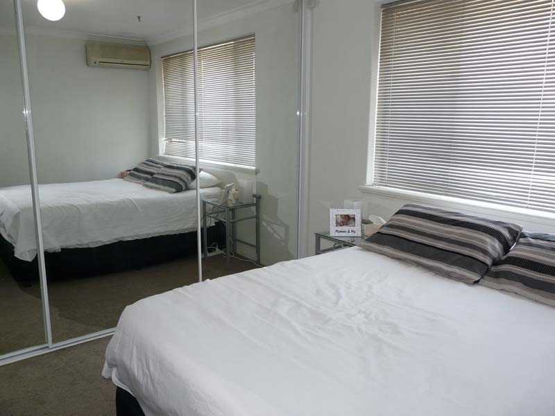 1/24 Melinga, Karawara WA 6152