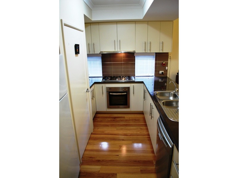 21 Landsdale Rd, Darch WA 6065