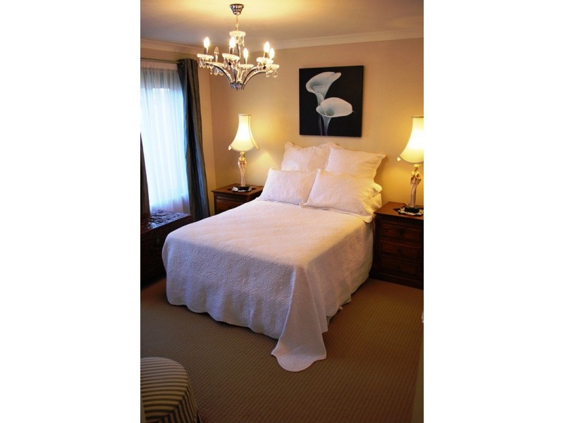 21 Landsdale Rd, Darch WA 6065