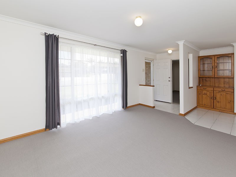4 Dillon Rise, Yangebup WA 6164