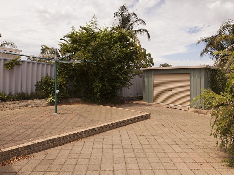 4 Dillon Rise, Yangebup WA 6164