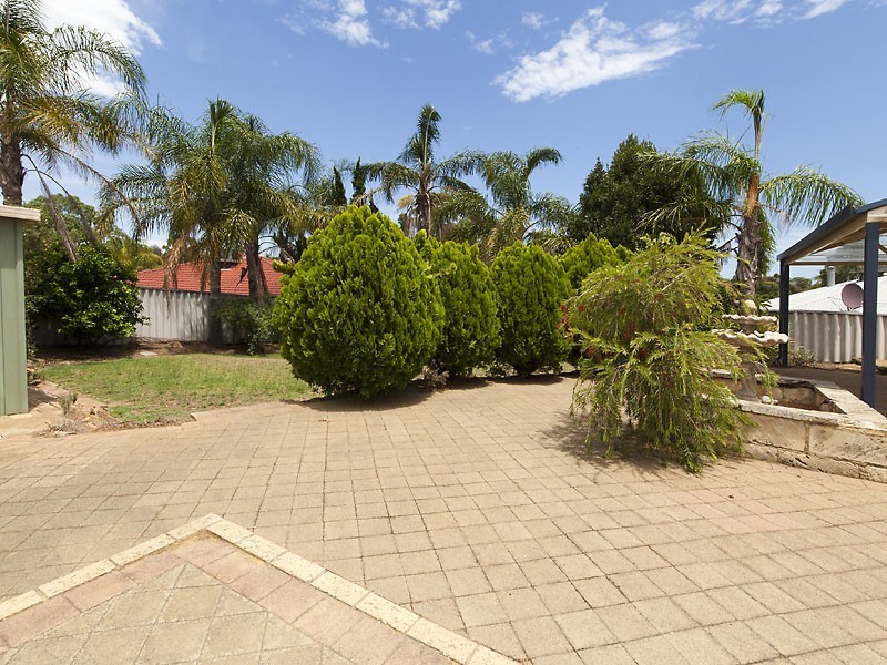 4 Dillon Rise, Yangebup WA 6164