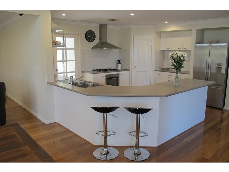 45 Flecker Promenade, Aveley WA 6069