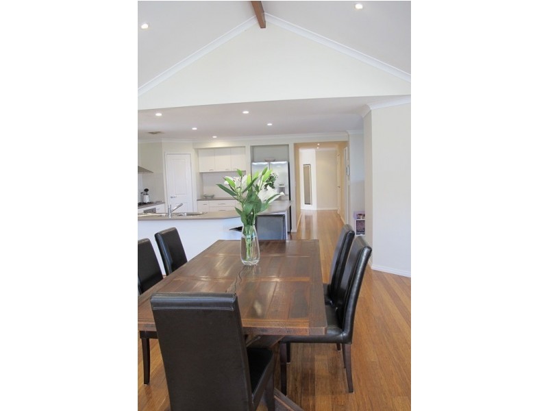 45 Flecker Promenade, Aveley WA 6069