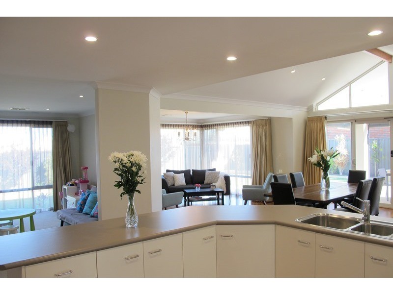 45 Flecker Promenade, Aveley WA 6069