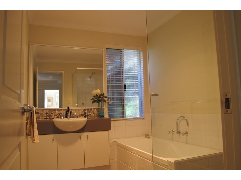 45 Flecker Promenade, Aveley WA 6069