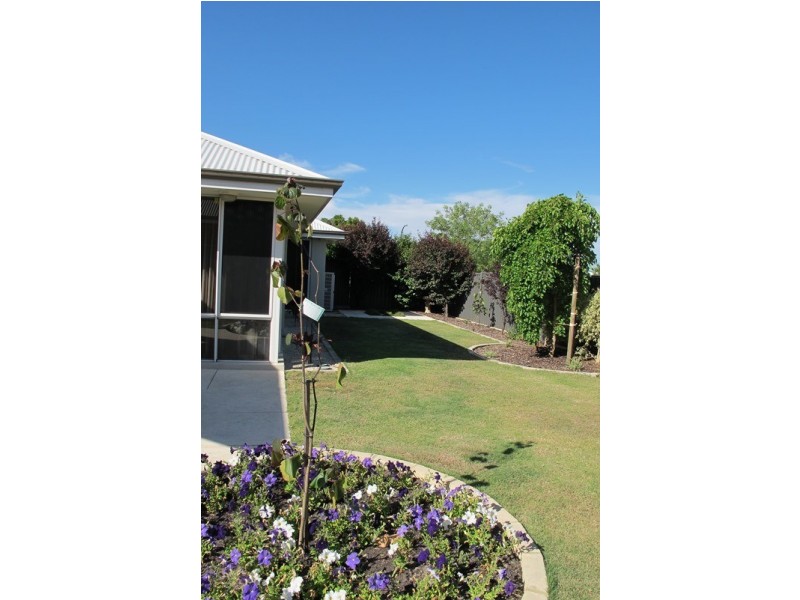 45 Flecker Promenade, Aveley WA 6069