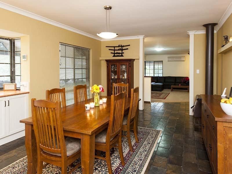 110 Canns Road, Bedfordale WA 6112