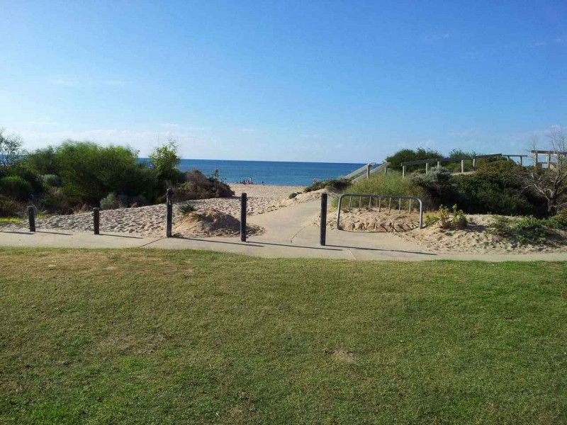 45 Batavia Avenue, Wannanup WA 6210