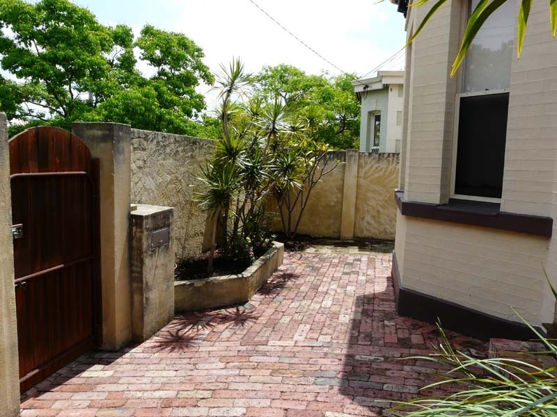 92 Lincoln, Highgate WA 6003