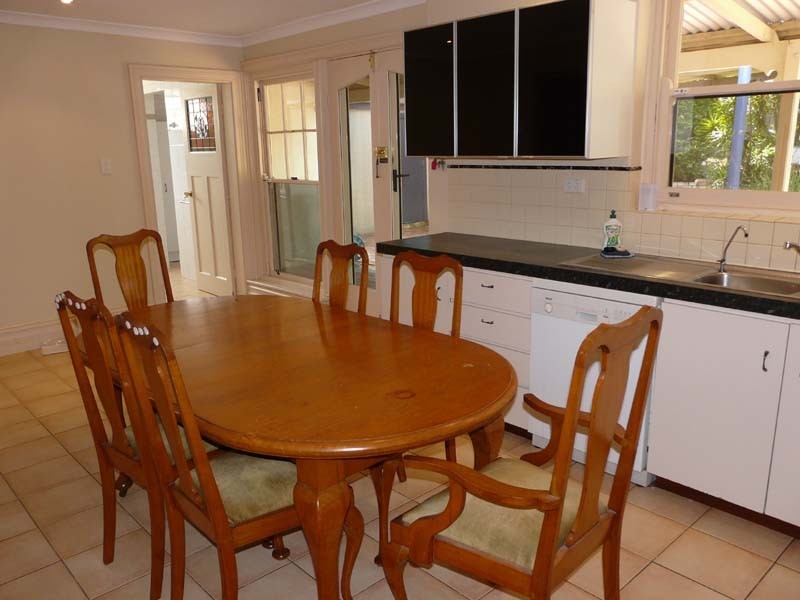 92 Lincoln, Highgate WA 6003