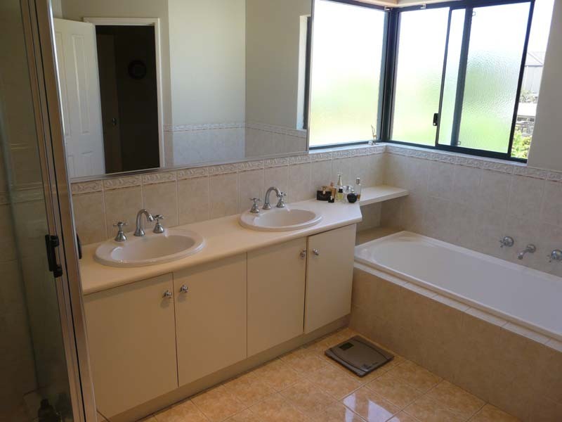 7 A SULMAN AVENUE, Salter Point WA 6152