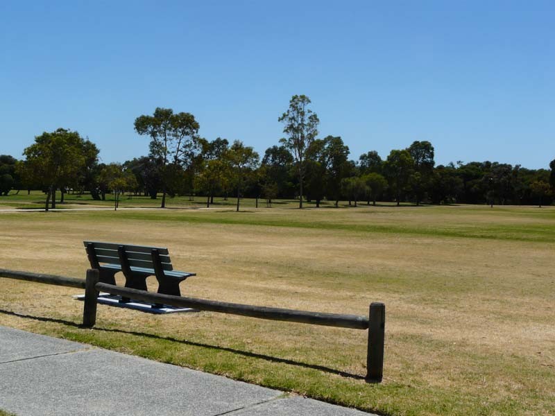 7 A SULMAN AVENUE, Salter Point WA 6152