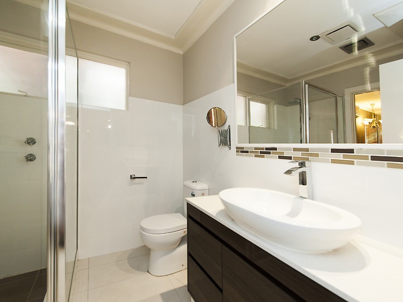 22 Stirling Close, Swan View WA 6056