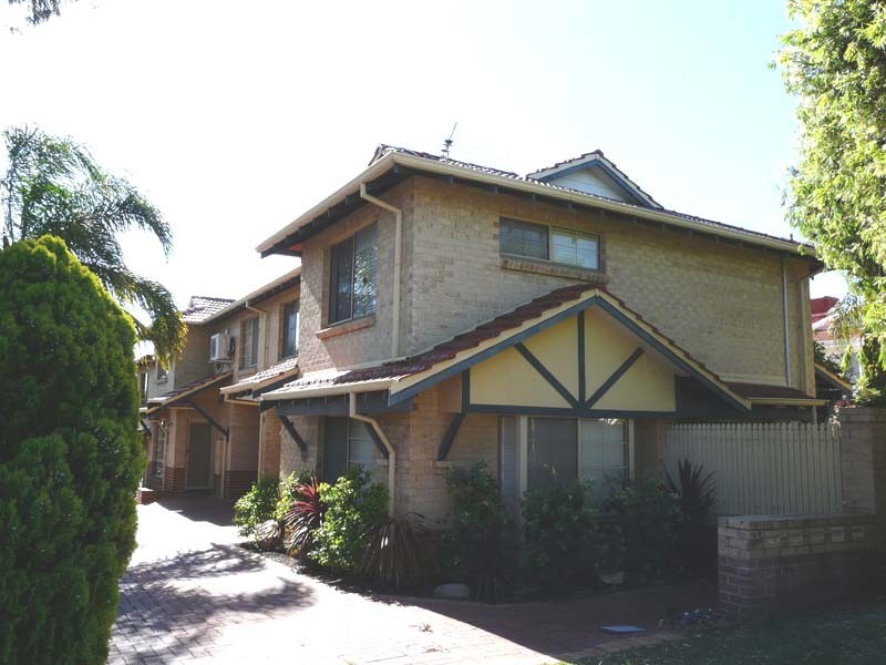 1/23 Pollard St, Glendalough WA 6016