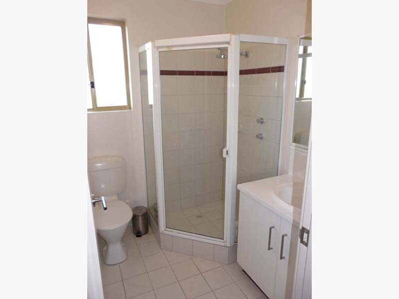 1/23 Pollard St, Glendalough WA 6016