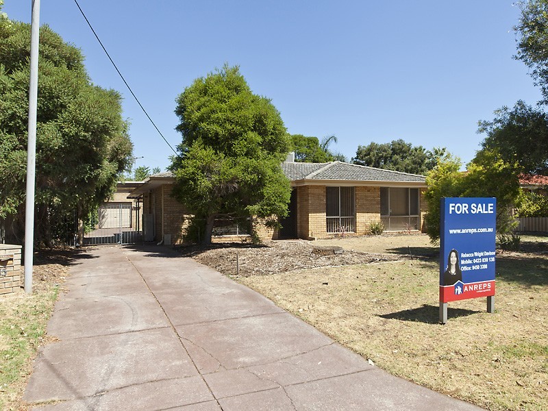 15 Ellison Drive, Langford WA 6147