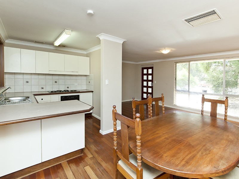 15 Ellison Drive, Langford WA 6147