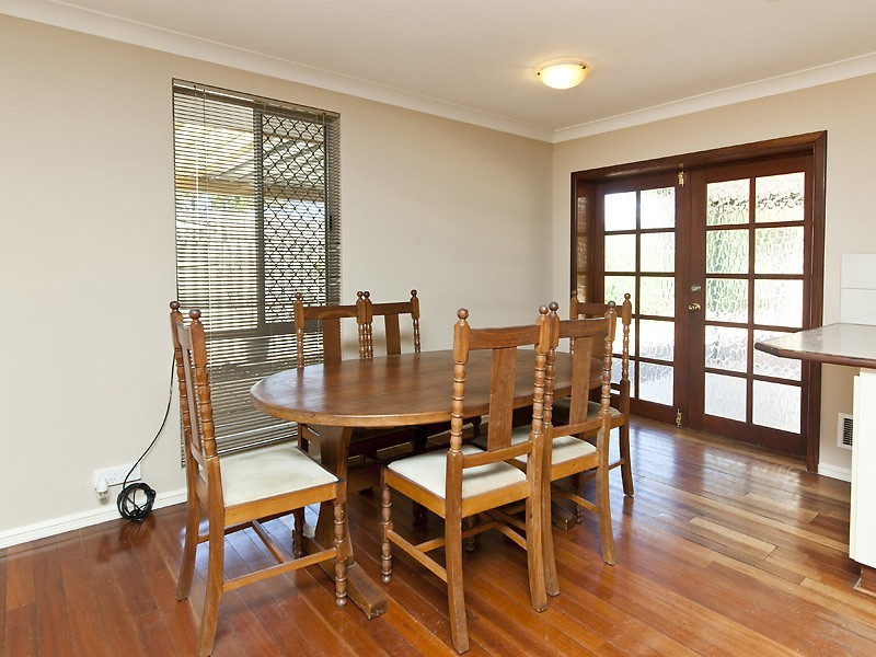 15 Ellison Drive, Langford WA 6147